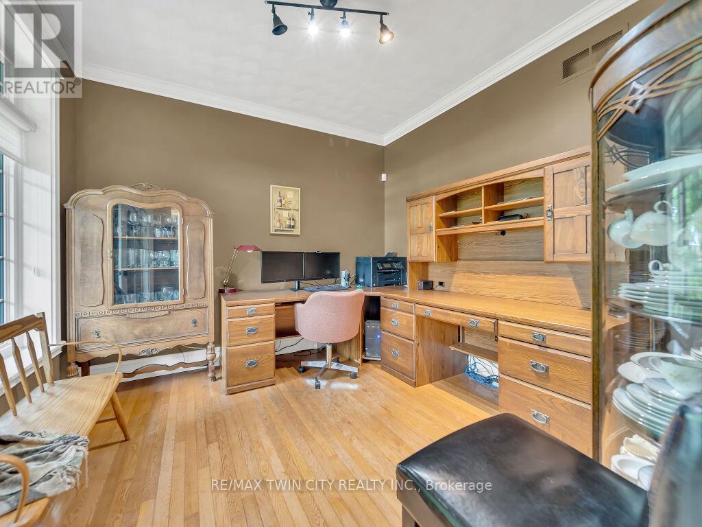 505109 Old Stage Road, Norwich, Ontario  N4S 7V8 - Photo 8 - X12252978