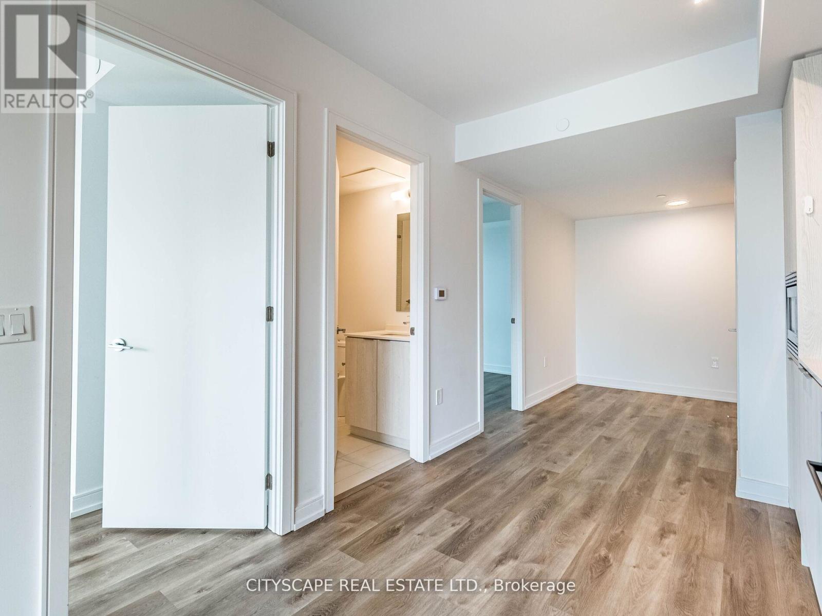 813 - 1 Jarvis Street, Hamilton, Ontario  L8R 3J2 - Photo 12 - X12253016