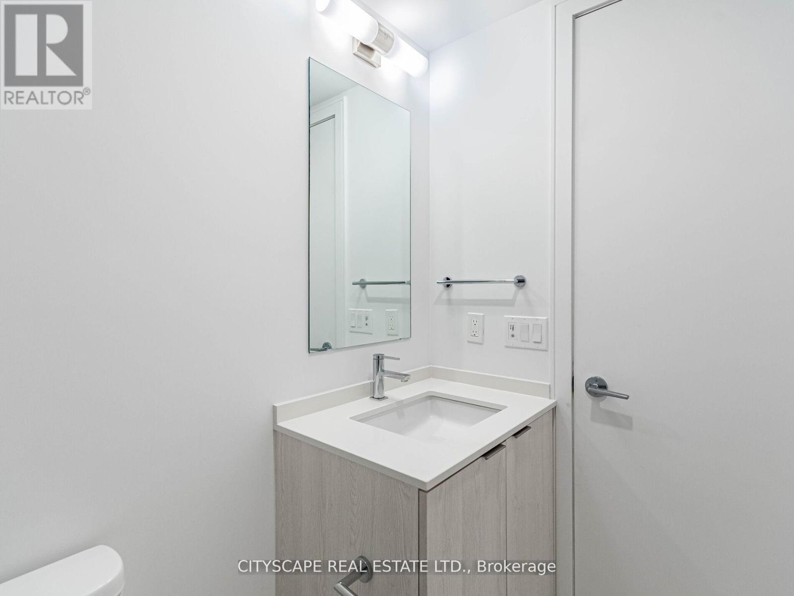 813 - 1 Jarvis Street, Hamilton, Ontario  L8R 3J2 - Photo 27 - X12253016