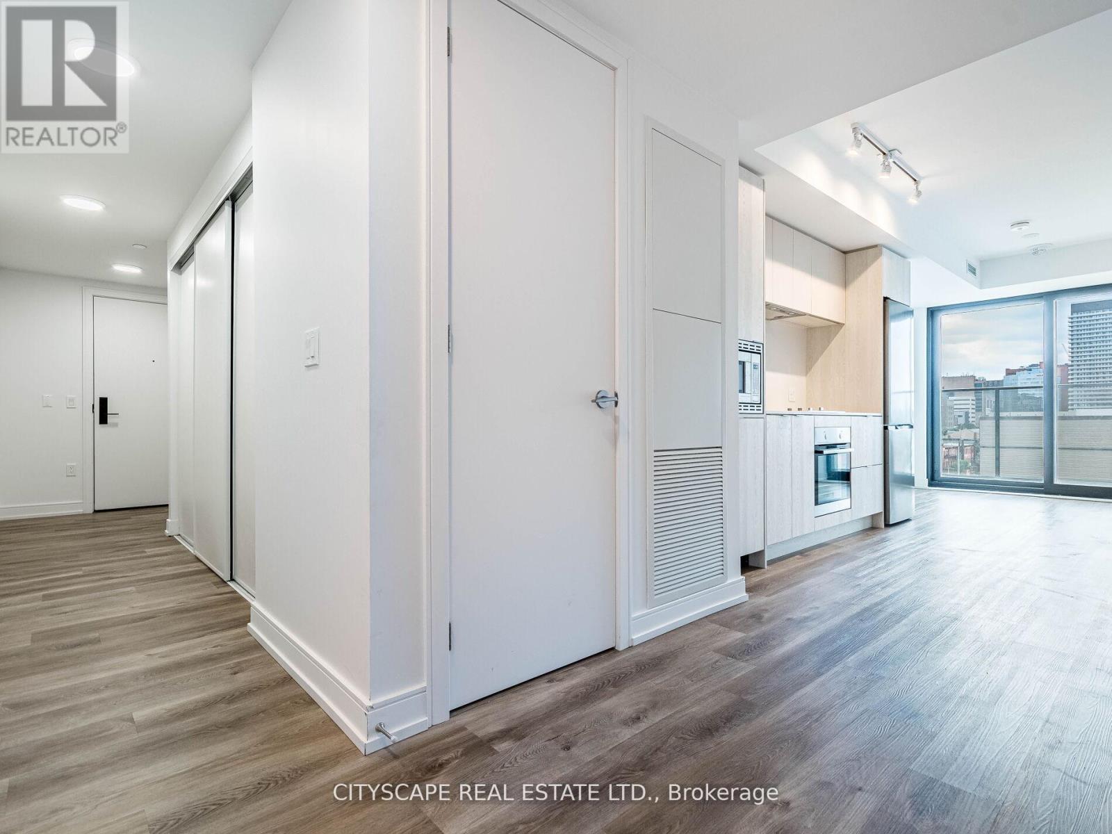 813 - 1 Jarvis Street, Hamilton, Ontario  L8R 3J2 - Photo 9 - X12253016