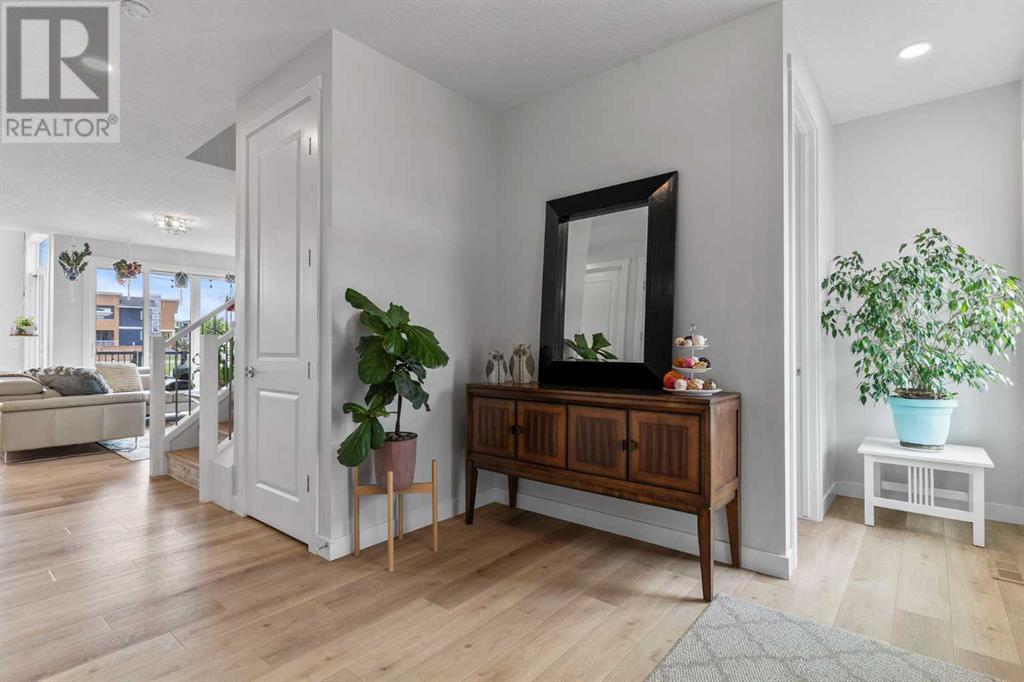 Property at 6 Arnica View image 4
