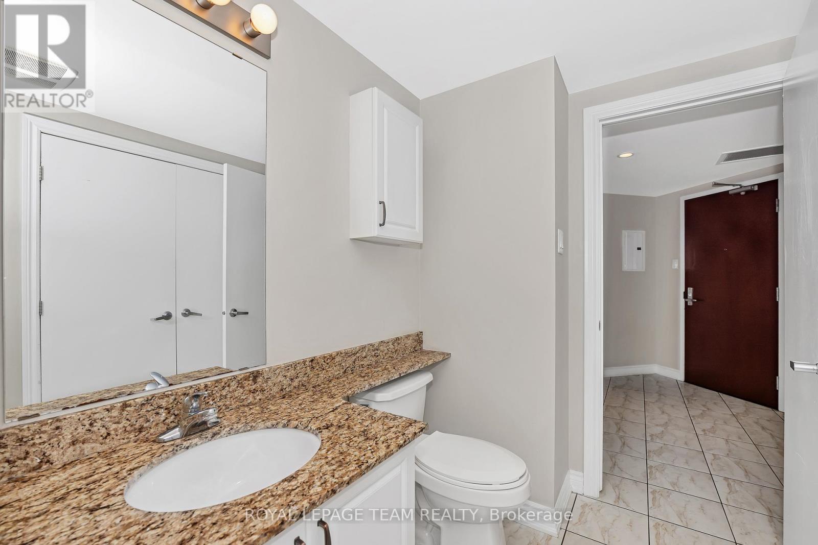 1404 - 234 Rideau Street, Ottawa, Ontario  K1N 0A9 - Photo 17 - X12253120