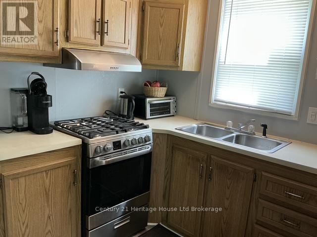2 Whylie - 596101 Oxford 59 Highway, East Zorra-Tavistock, Ontario  N4S 7W1 - Photo 12 - X12253154
