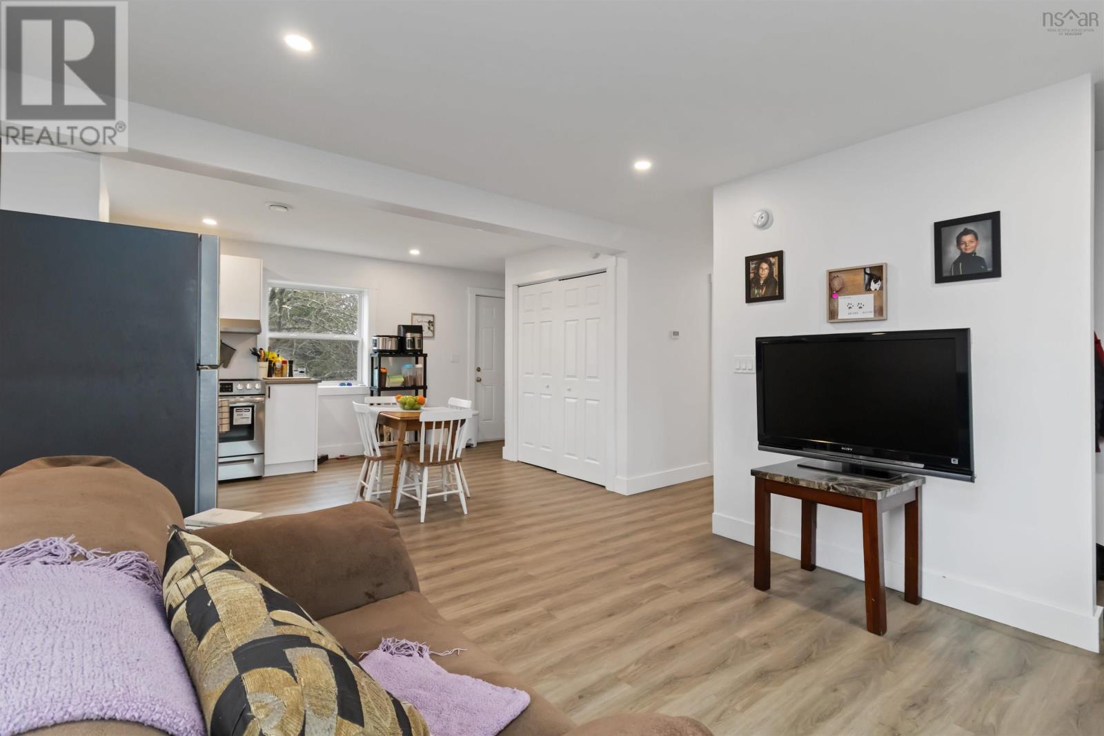 Property at 80/82 First Street image 5