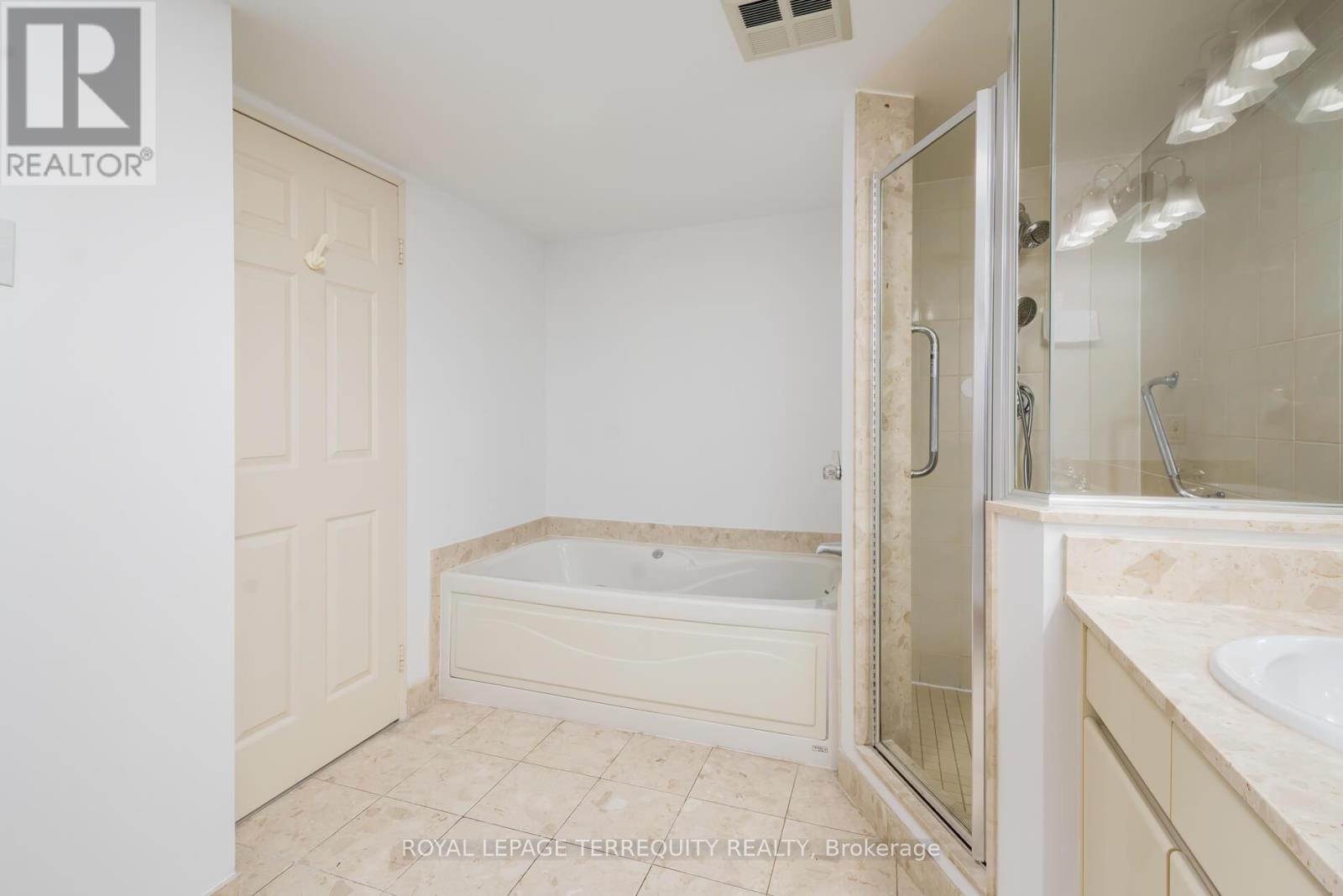 629 - 10 Guildwood Parkway, Toronto, Ontario  M1E 5B6 - Photo 29 - E12253156