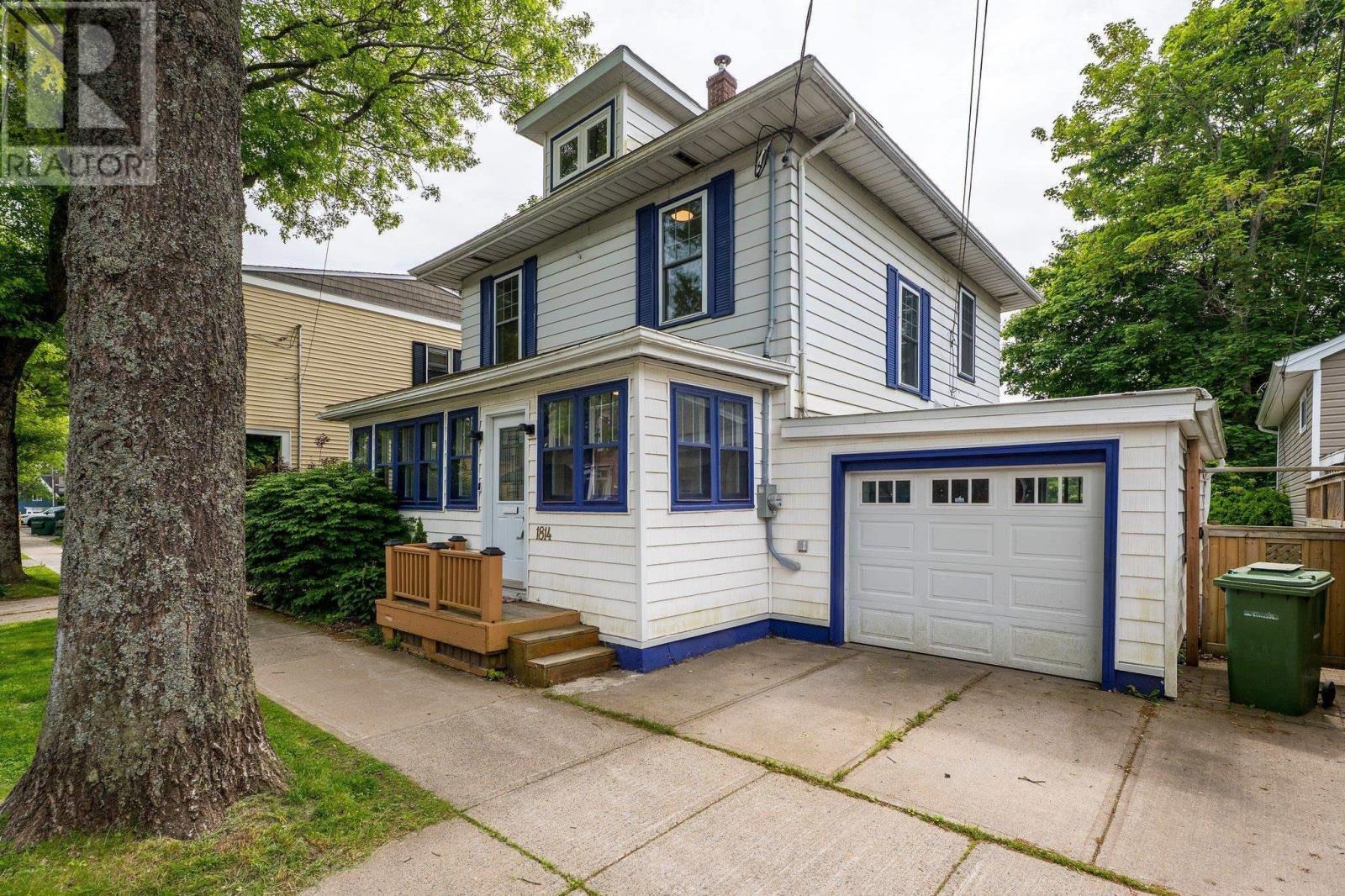 Property at 1814 Chestnut Street image 3