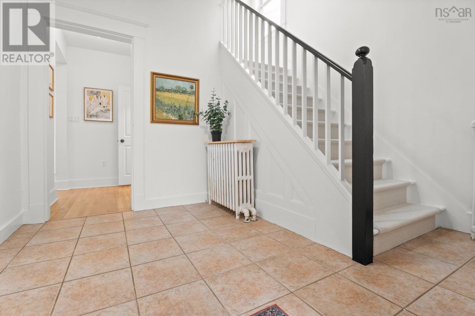 Property at 1814 Chestnut Street image 4