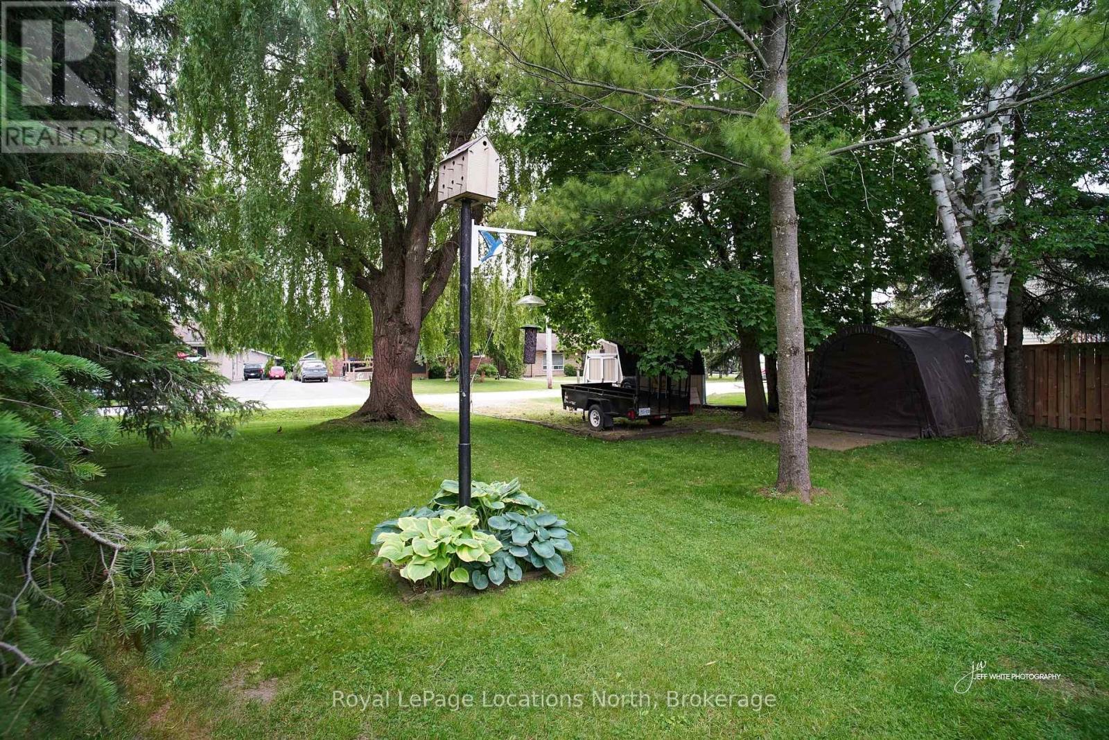 Property at 221 JOHN STREET image 2