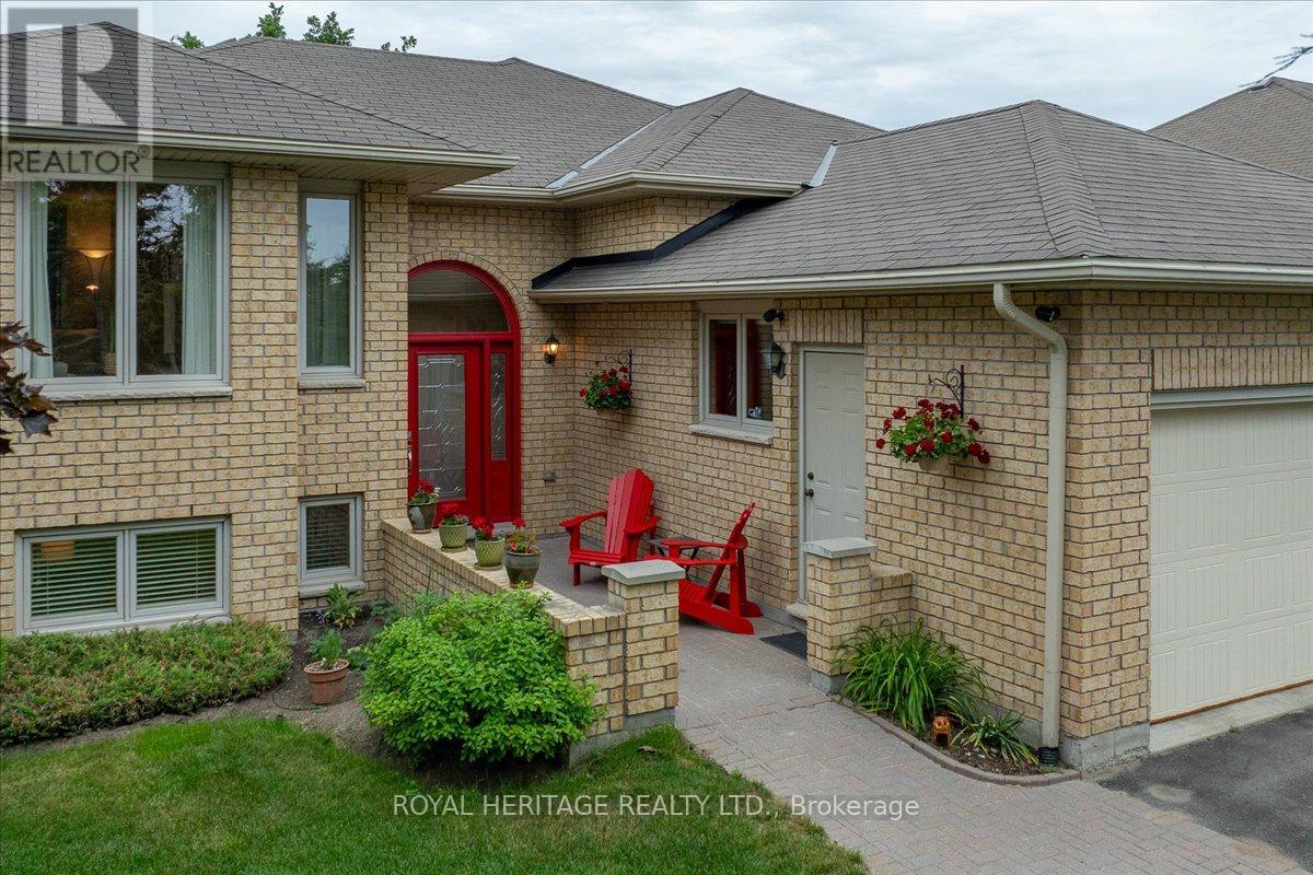 Property at 101 SOUTH HARBOUR DRIVE image 2