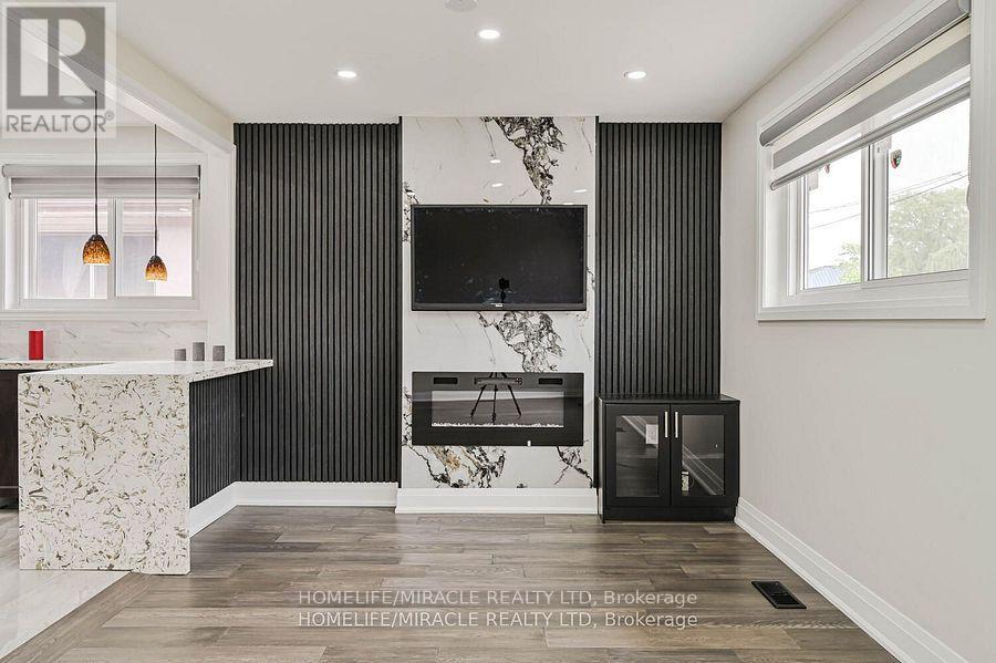 Property at 159 TAYSHAM CRESCENT image 5