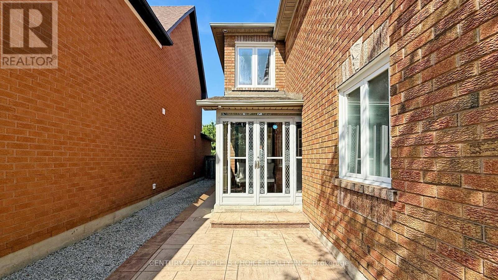 Property at 5731 MERSEY STREET image 3