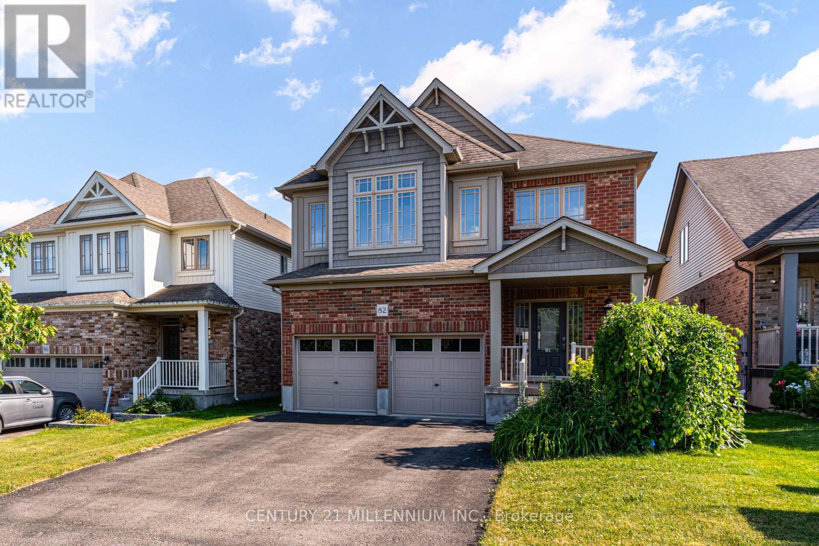 Property at 82 WARDLAW AVENUE image 2