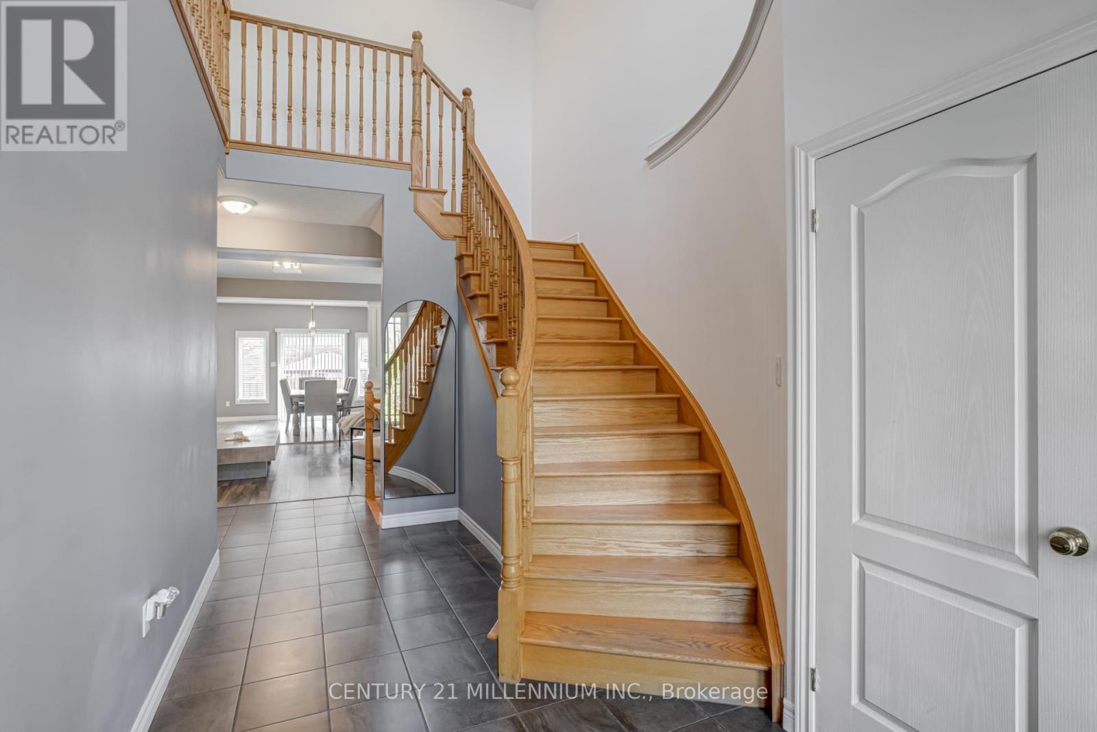 Property at 82 WARDLAW AVENUE image 5