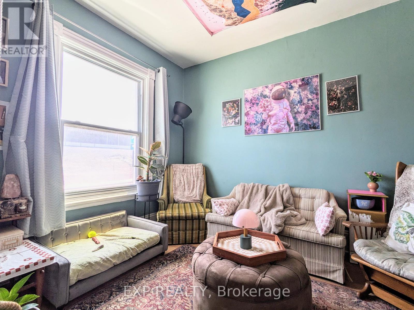 Property at 451 & 453 - 453 CATHERINE STREET image 3