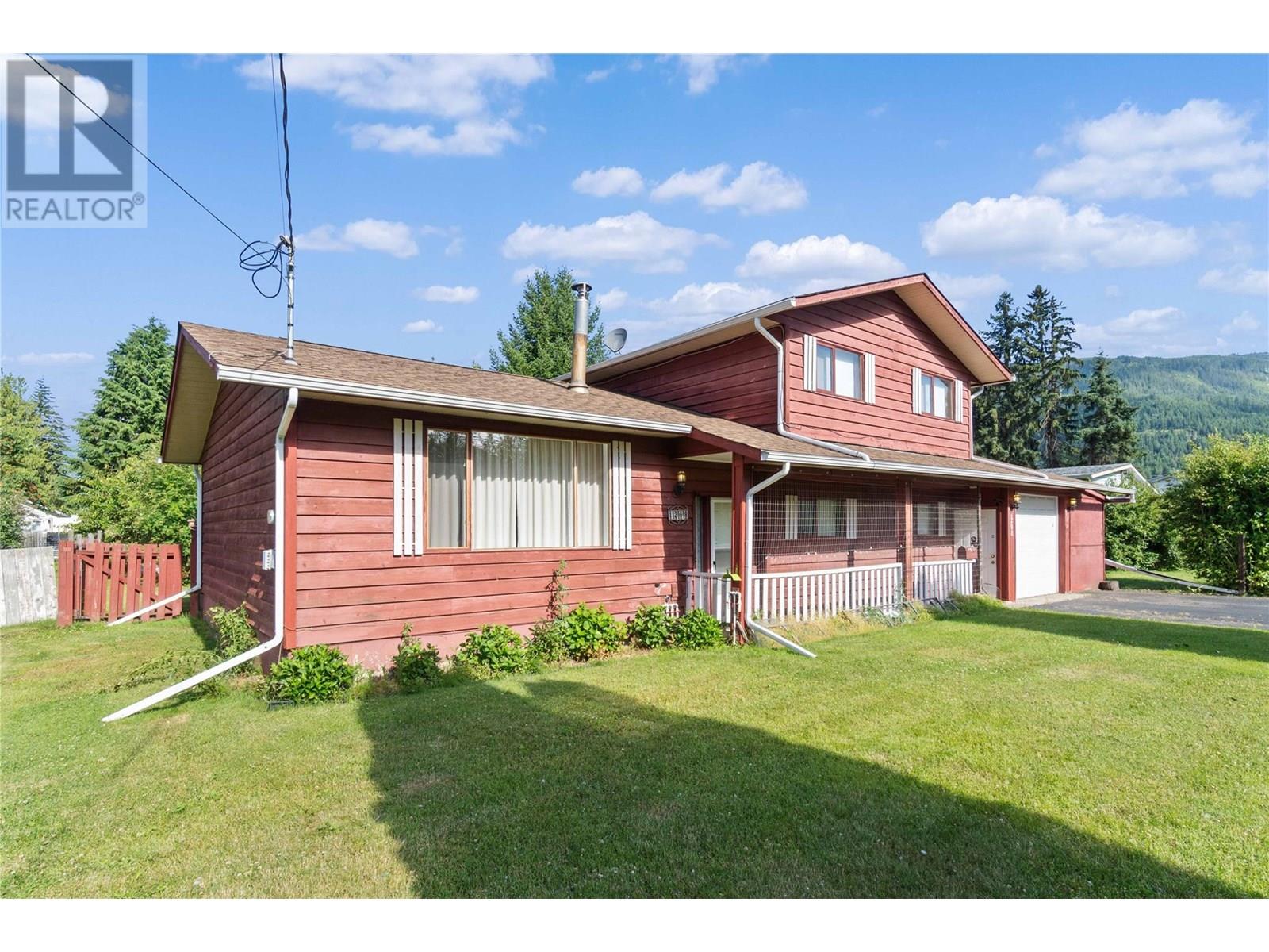1208 Sherlock Road, Sicamous, British Columbia  V0E 2V1 - Photo 10 - 10353577