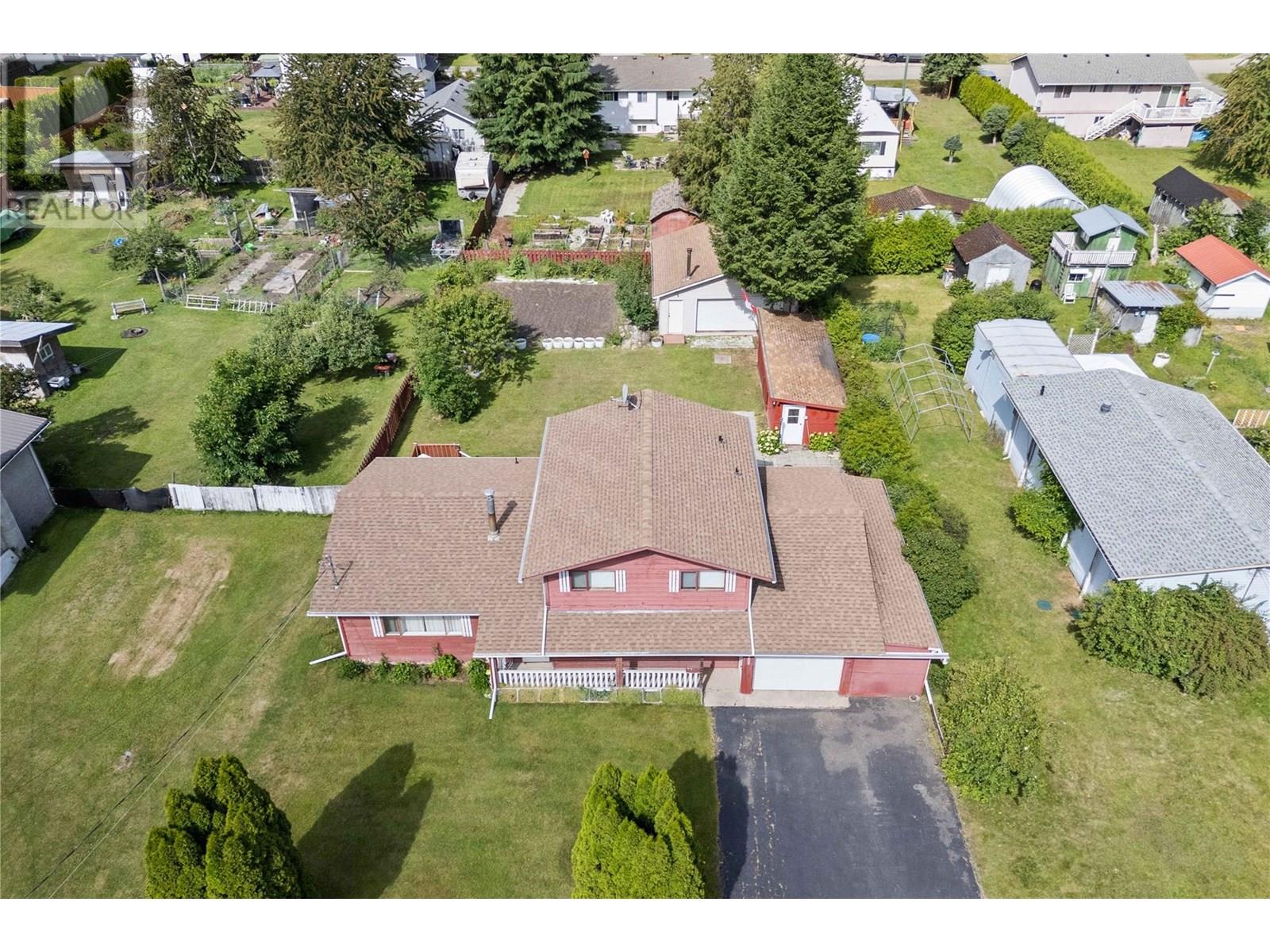 1208 Sherlock Road, Sicamous, British Columbia  V0E 2V1 - Photo 3 - 10353577
