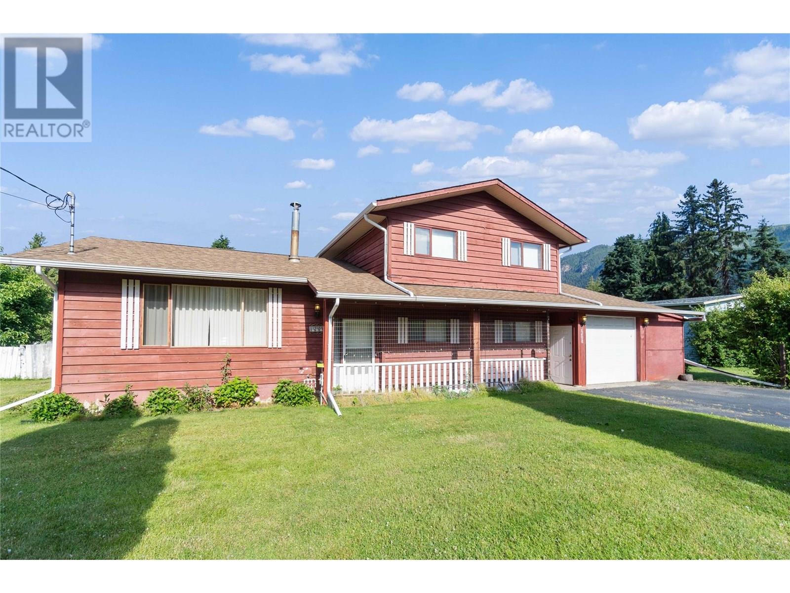 1208 Sherlock Road, Sicamous, British Columbia  V0E 2V1 - Photo 9 - 10353577
