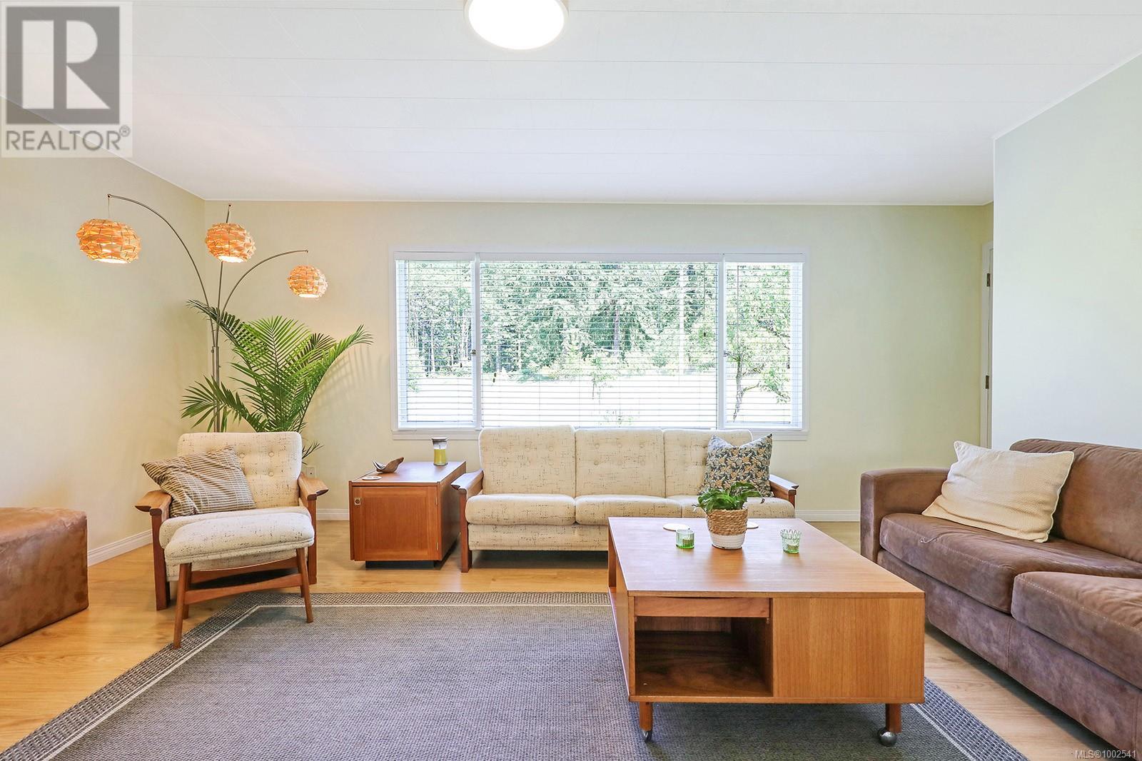 1994 Kelland Rd, Black Creek, British Columbia V9J 1G4 - Photo 27 - 1002541