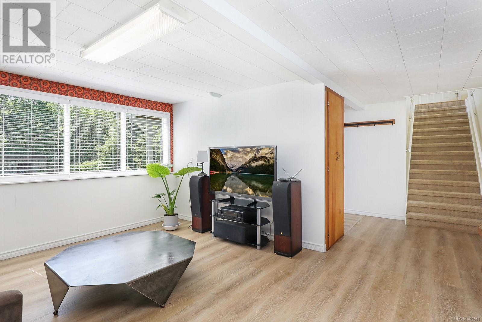 1994 Kelland Rd, Black Creek, British Columbia V9J 1G4 - Photo 36 - 1002541