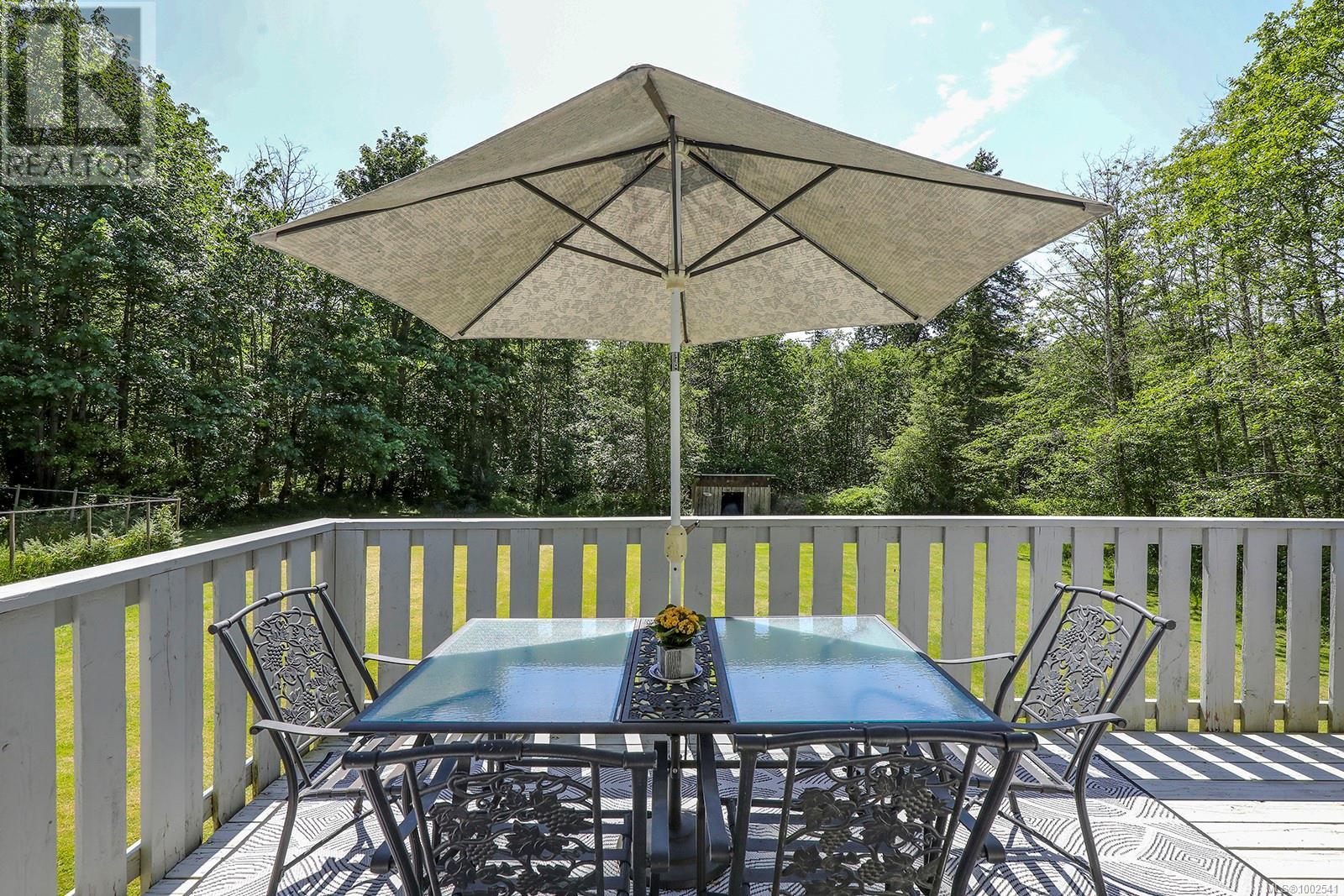 1994 Kelland Rd, Black Creek, British Columbia V9J 1G4 - Photo 34 - 1002541