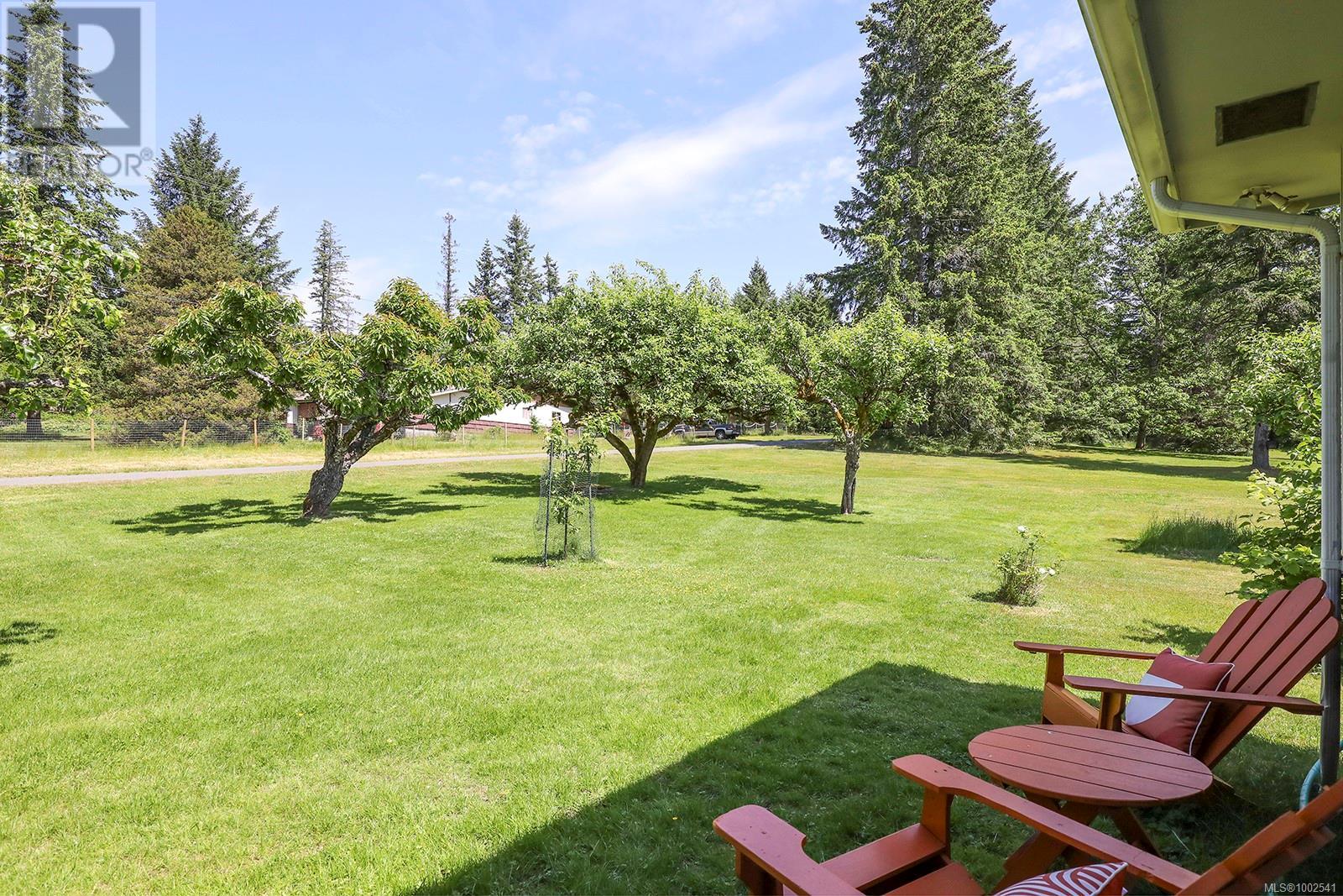 1994 Kelland Rd, Black Creek, British Columbia V9J 1G4 - Photo 24 - 1002541