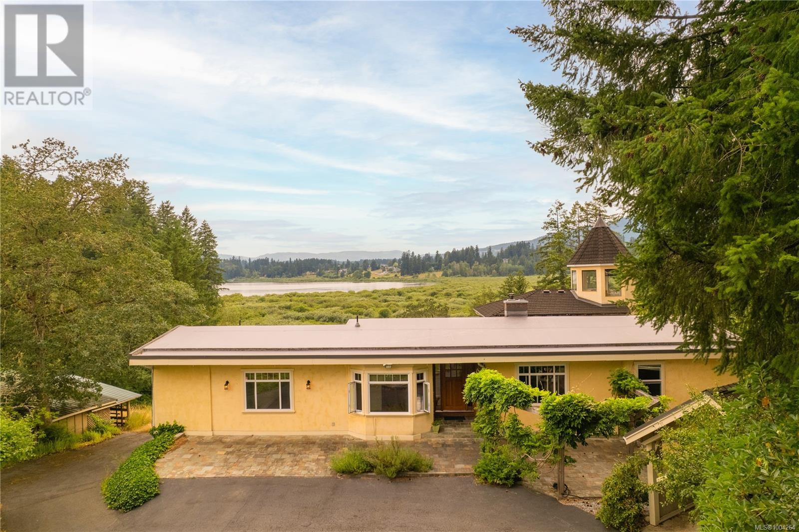 2439 Calais Rd, Duncan, British Columbia