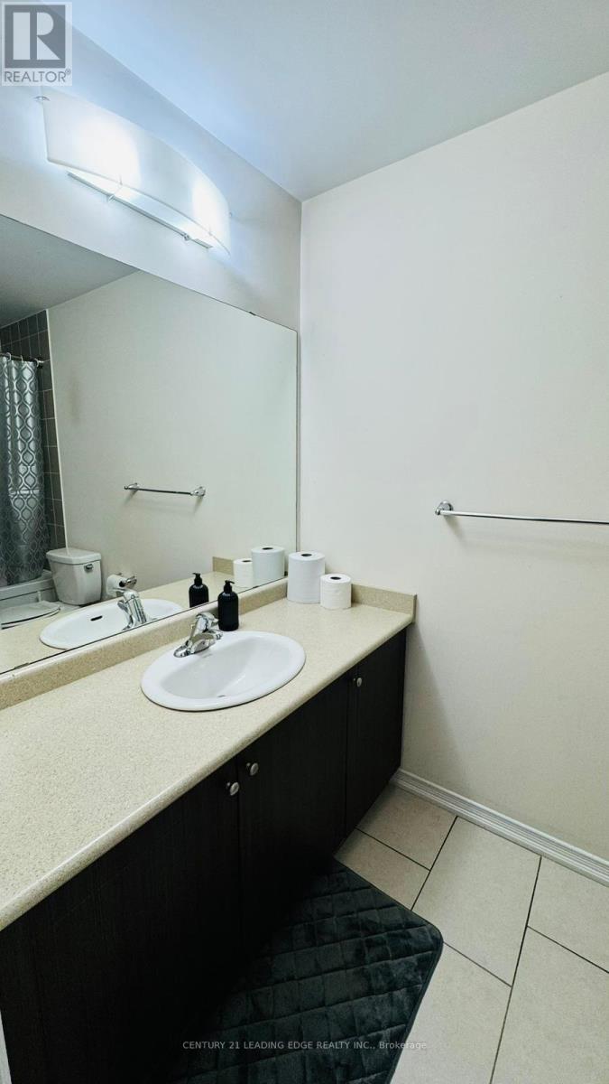 Room - 30 Golden Springs Drive, Brampton, Ontario  L7A 4N4 - Photo 4 - W12250298