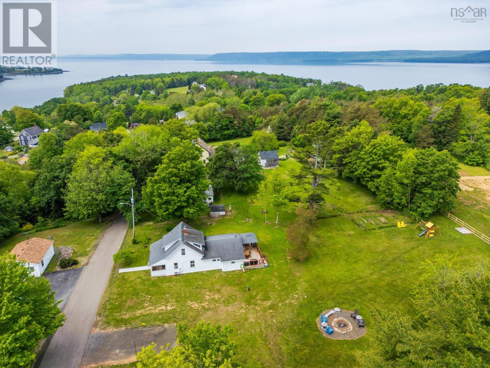 51 Shawmut Avenue, Clementsport, Nova Scotia  B0S 1A0 - Photo 4 - 202514192