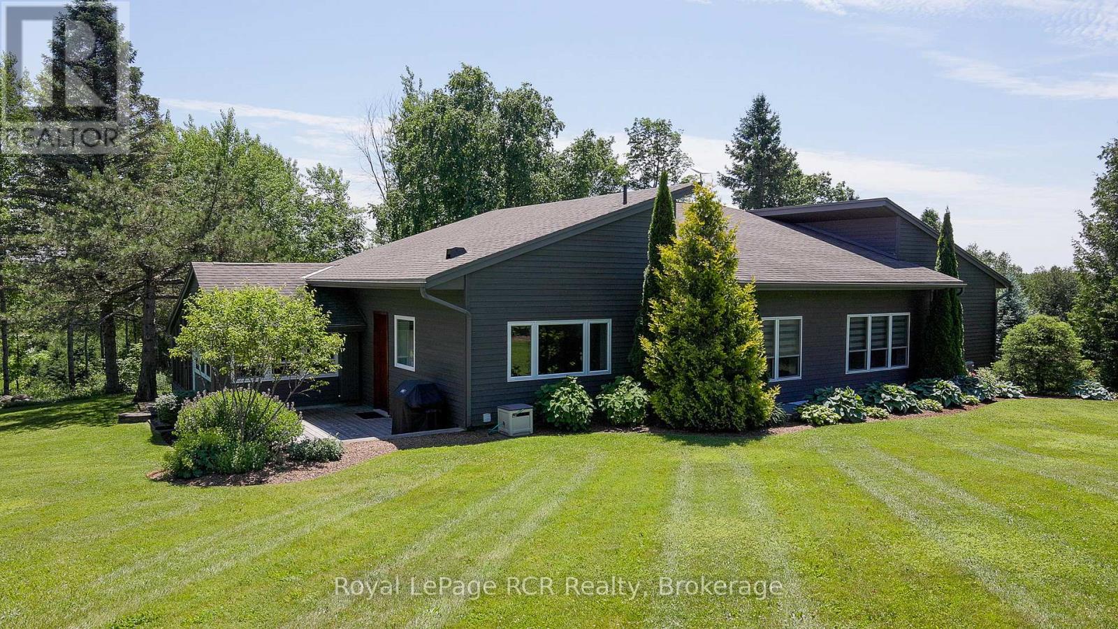 503801 Grey Rd 12, West Grey, Ontario  N0C 1H0 - Photo 39 - X12253345