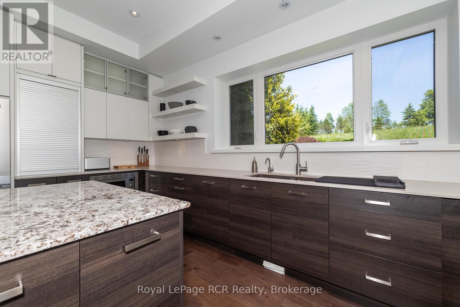 503801 Grey Rd 12, West Grey, Ontario  N0C 1H0 - Photo 9 - X12253345