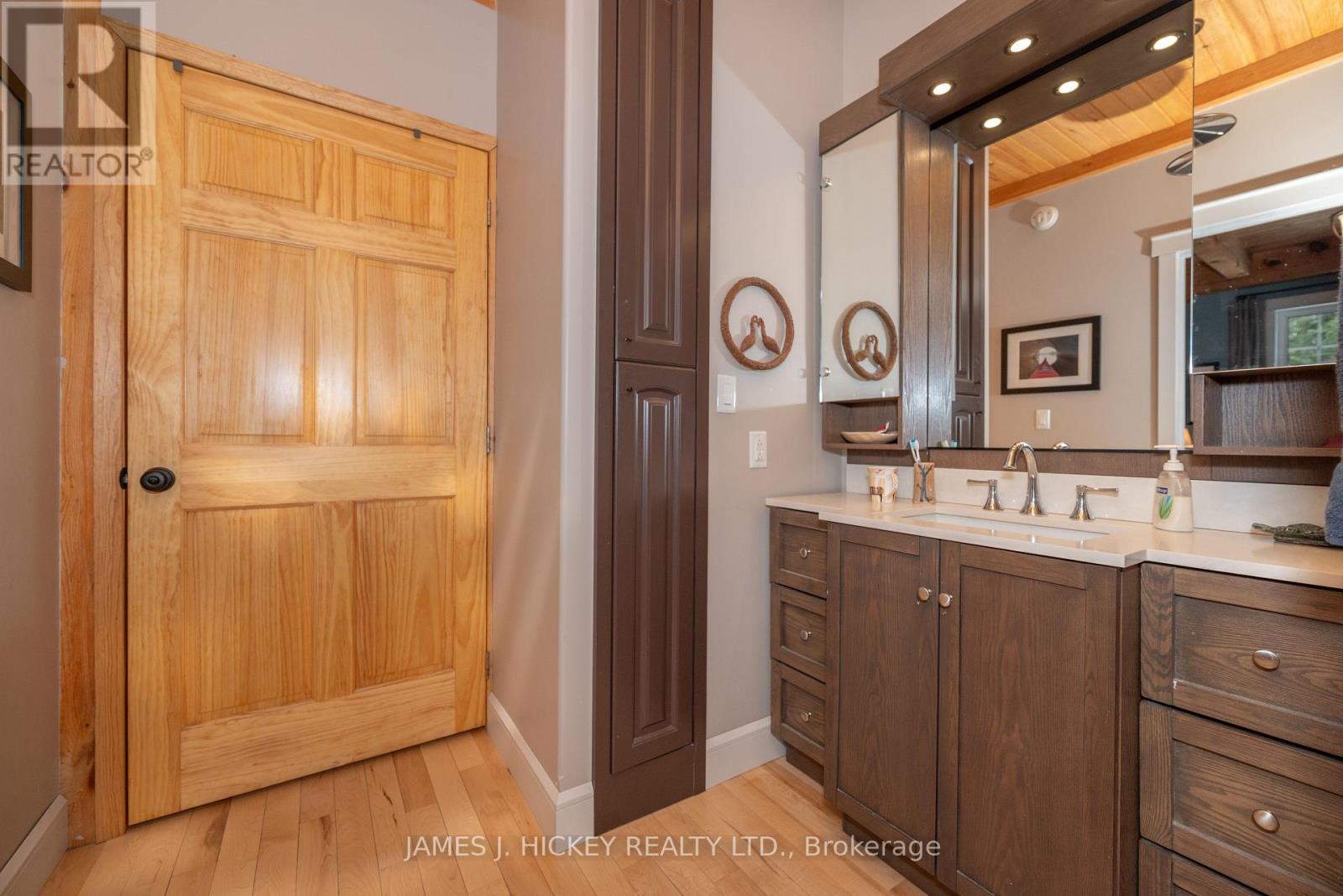 313 Meilleur's Road, Laurentian Hills, Ontario  K0J 1P0 - Photo 19 - X12087685