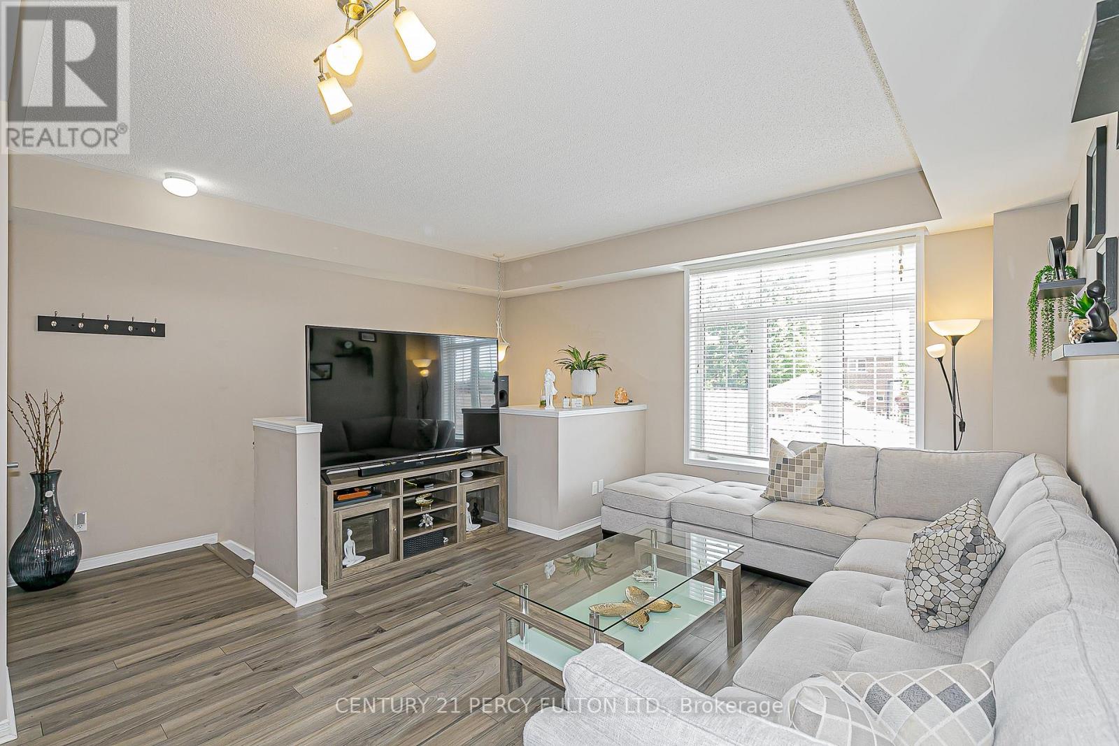 Property at 21 - 38 GREENSBOROUGH VILLAG CIRCLE image 5