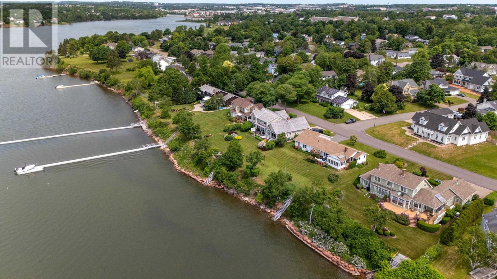 Property at 30 Brittany Drive image 4