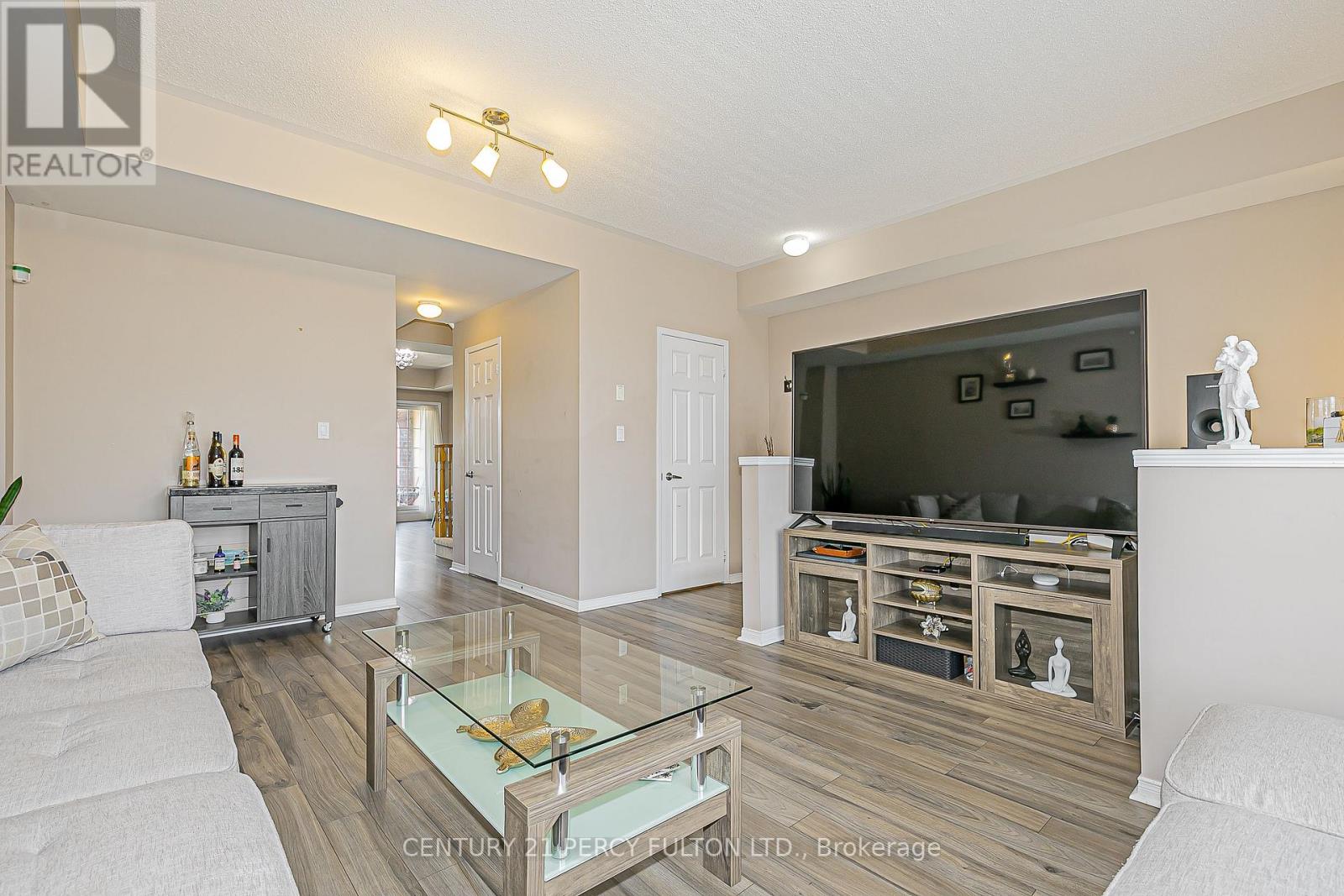 Property at 21 - 38 GREENSBOROUGH VILLAG CIRCLE image 3