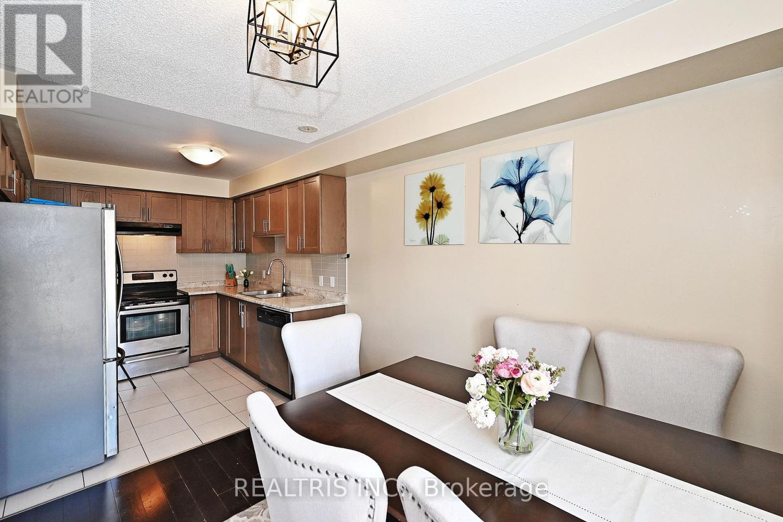 85 Tabaret Crescent, Oshawa, Ontario  L1L 0G5 - Photo 22 - E12253199