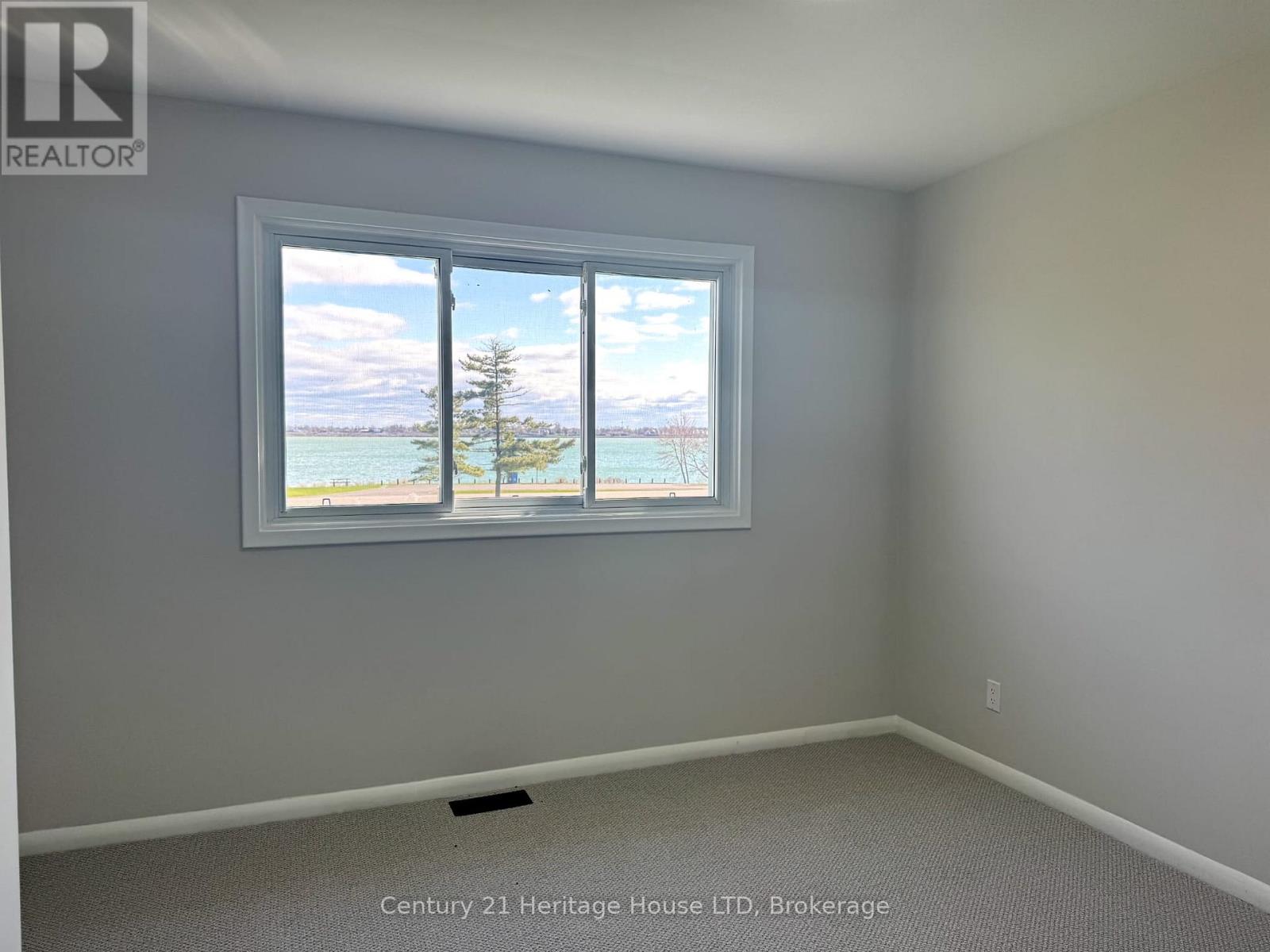 1249 Niagara Parkway, Fort Erie, Ontario  L2A 5M4 - Photo 18 - X12096858