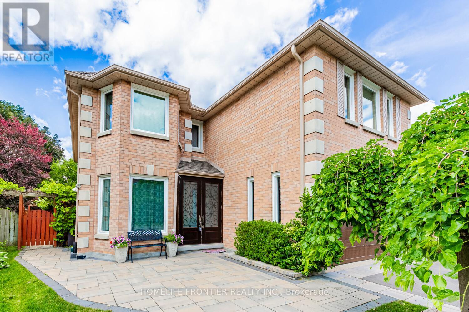 Property at 46 THORNBROOK COURT image 2