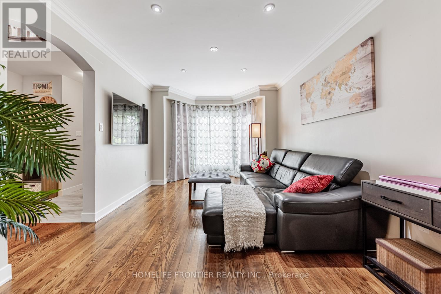Property at 46 THORNBROOK COURT image 4