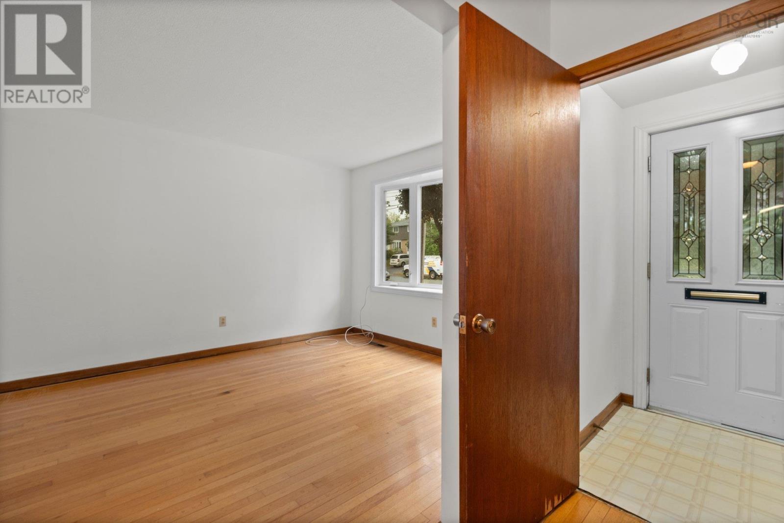 Property at 84A Convoy Avenue image 2