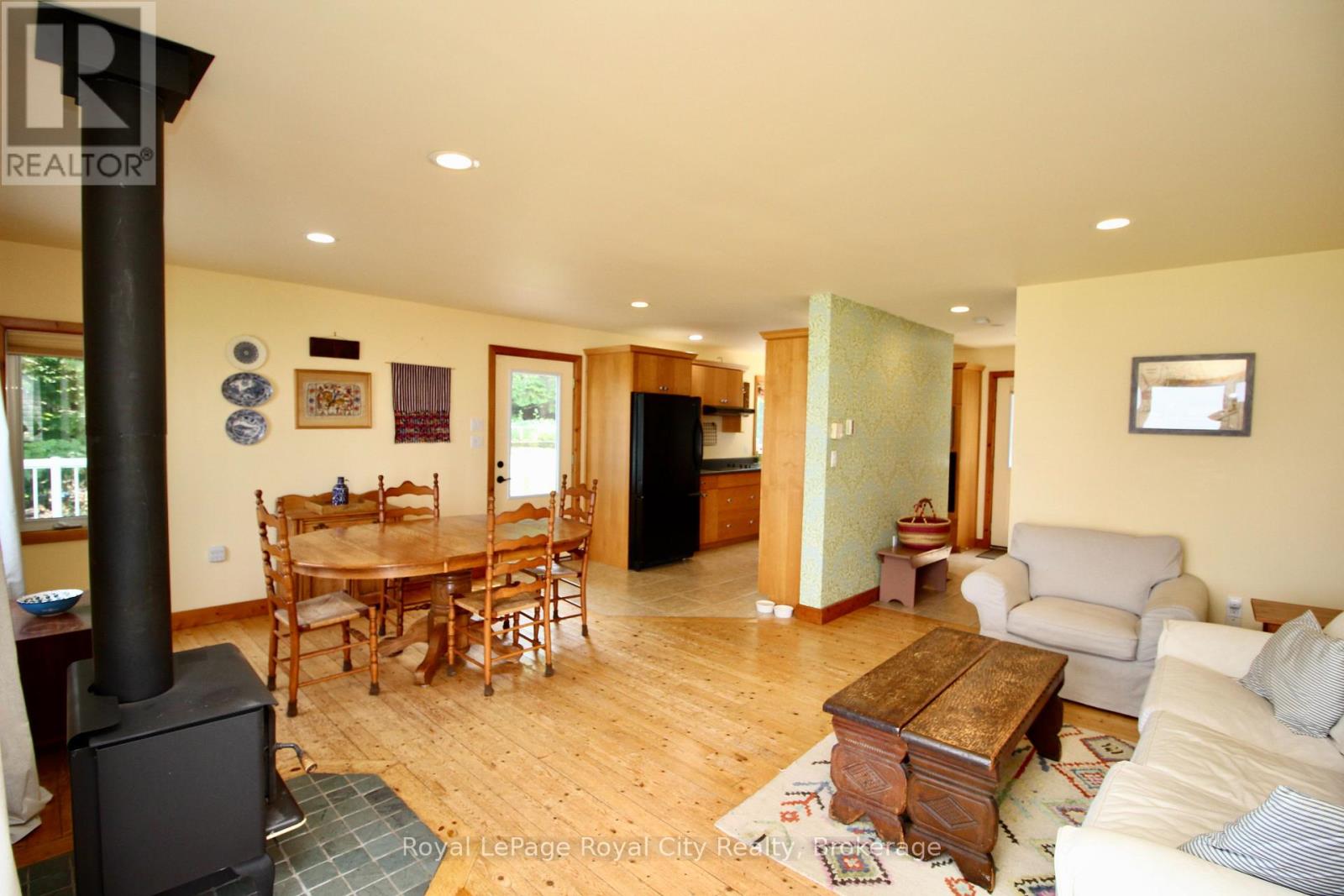 14 Dock Lane, Northern Bruce Peninsula, Ontario  N0H 1Z0 - Photo 9 - X12241556