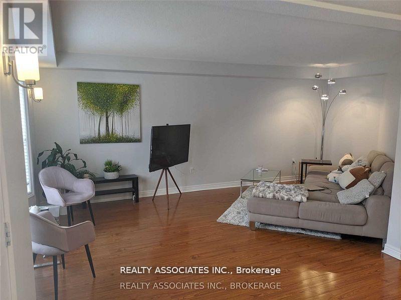 Property at 38 - 199 HILLCREST AVENUE image 5