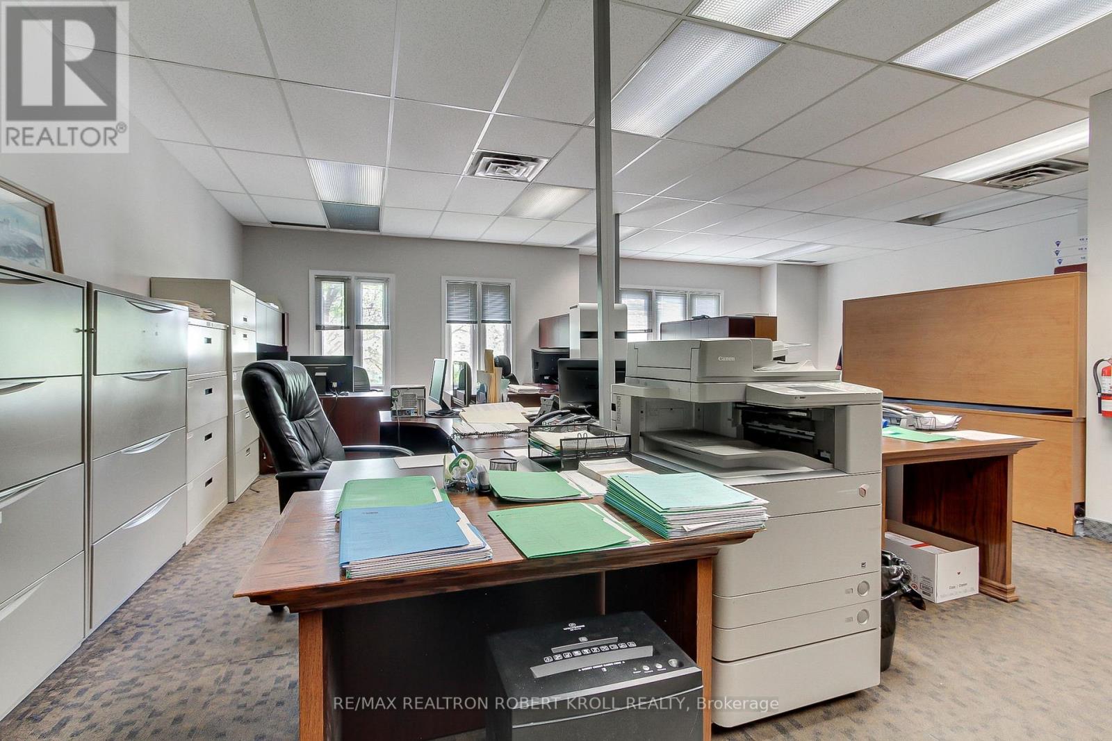 300 Full Floor - 46 Village Centre Place, Mississauga, Ontario  L4Z 1V9 - Photo 20 - W12253298
