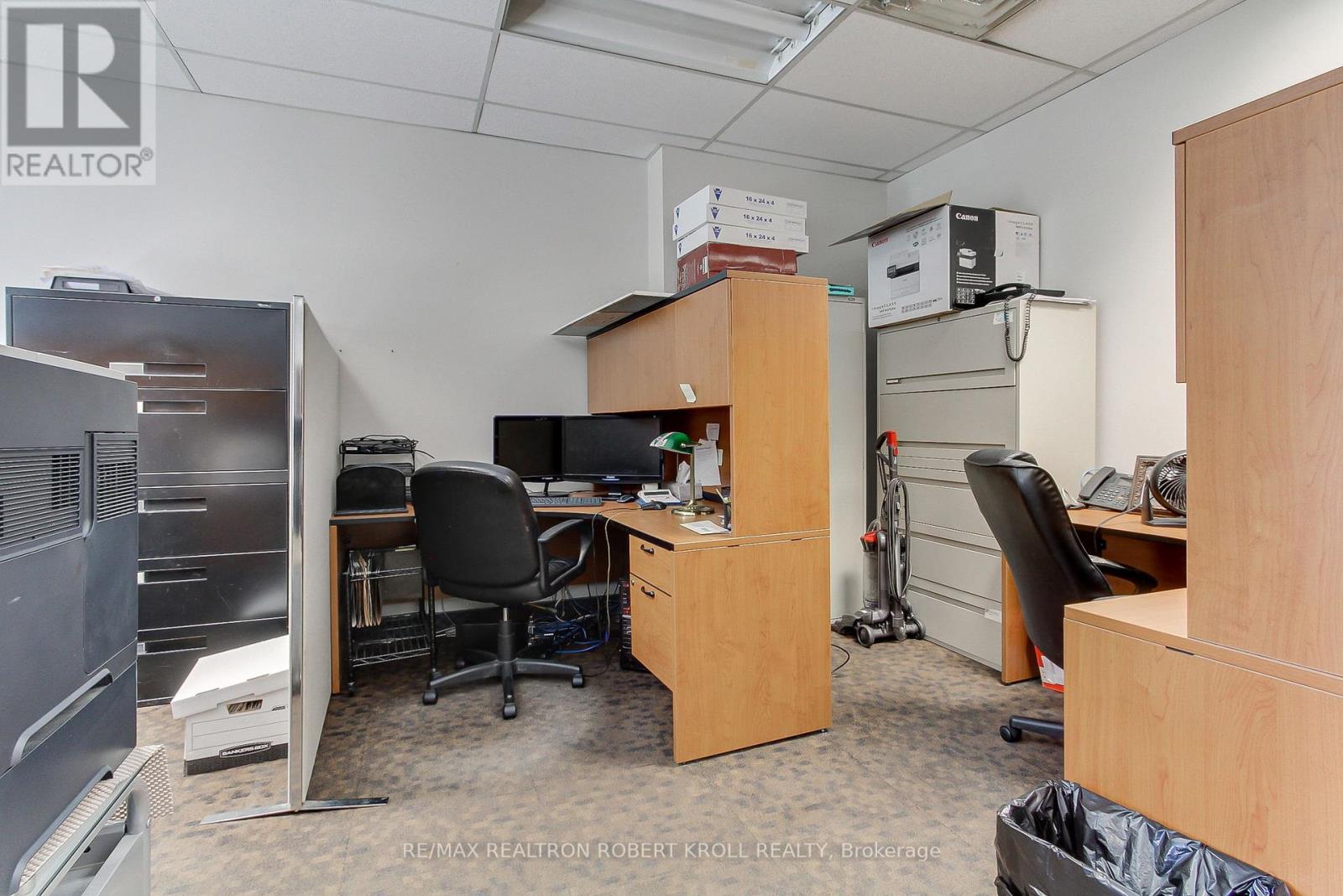 300 Full Floor - 46 Village Centre Place, Mississauga, Ontario  L4Z 1V9 - Photo 23 - W12253298