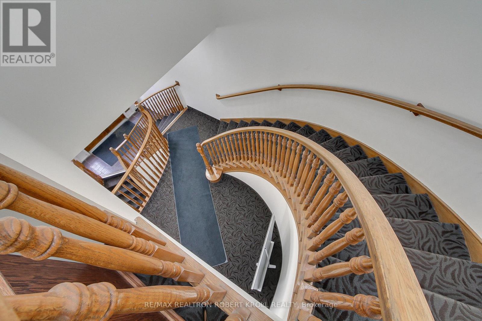 300 Full Floor - 46 Village Centre Place, Mississauga, Ontario  L4Z 1V9 - Photo 6 - W12253298