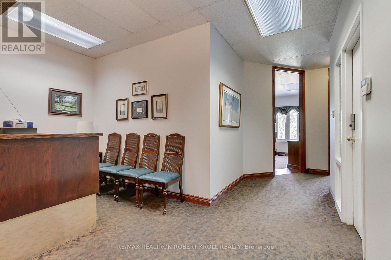 300 Full Floor - 46 Village Centre Place, Mississauga, Ontario  L4Z 1V9 - Photo 9 - W12253298