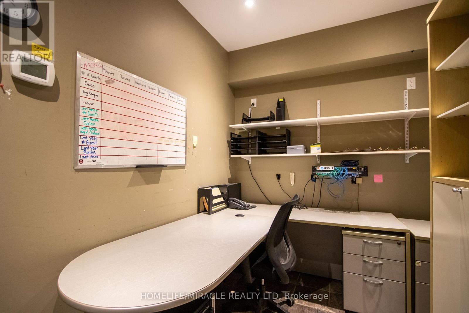 25 Mill Street, Orangeville, Ontario  L9W 2M2 - Photo 20 - W12253322