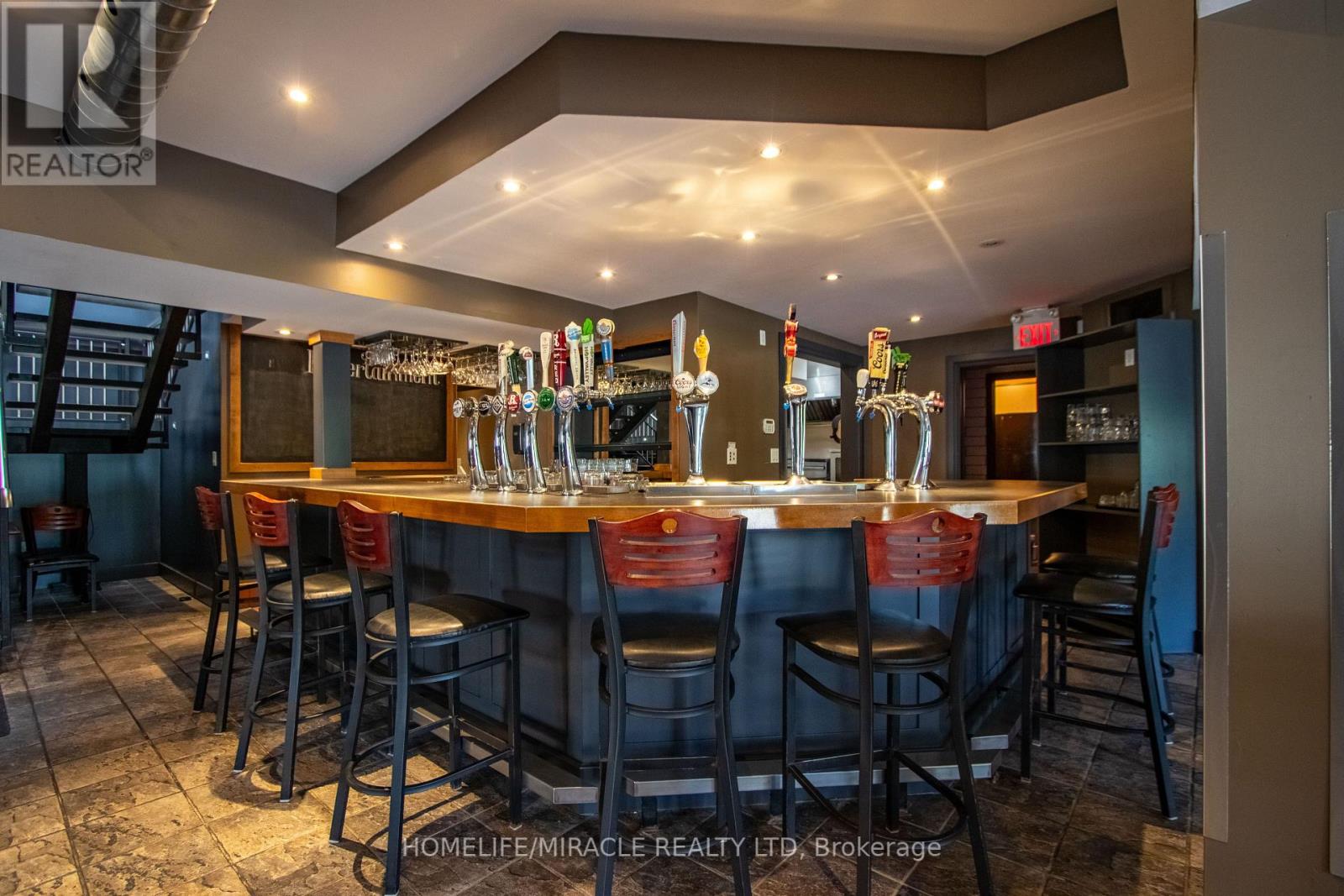 25 Mill Street, Orangeville, Ontario  L9W 2M2 - Photo 6 - W12253322