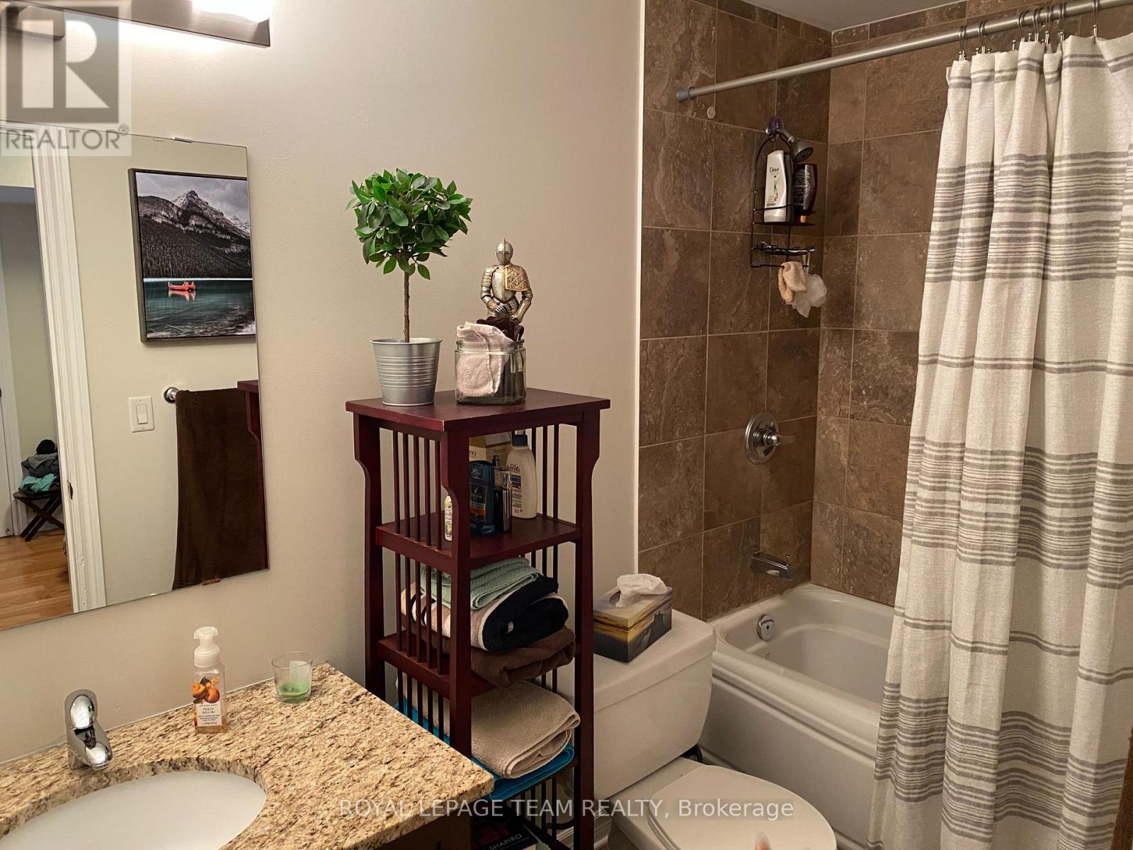 Property at 4 - 1220 MCWATTERS ROAD image 4