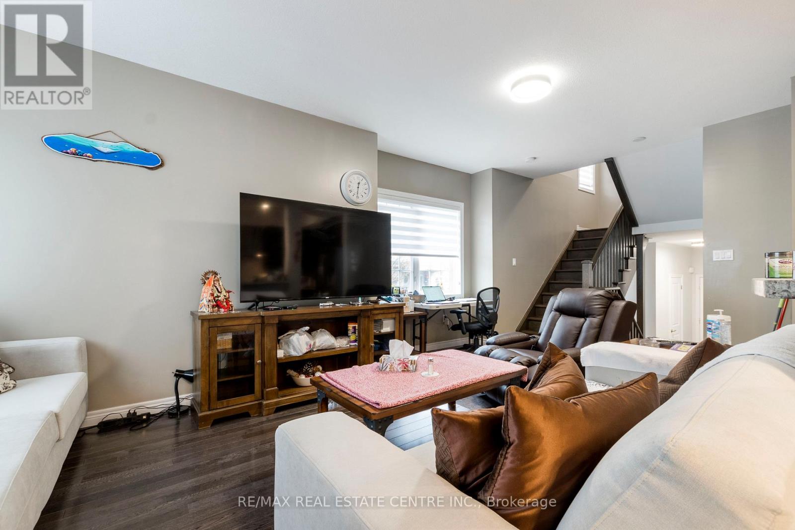 54 - 8 Lakelawn Road, Grimsby, Ontario  L3M 0G1 - Photo 15 - X12253313