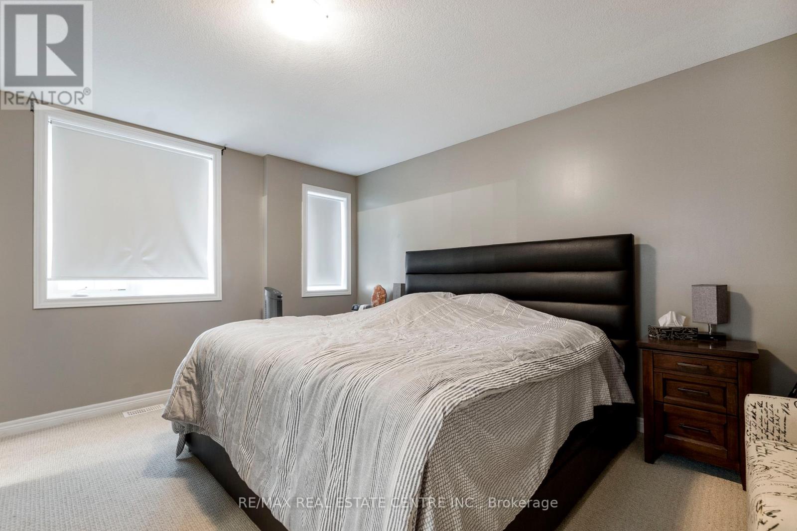 54 - 8 Lakelawn Road, Grimsby, Ontario  L3M 0G1 - Photo 17 - X12253313